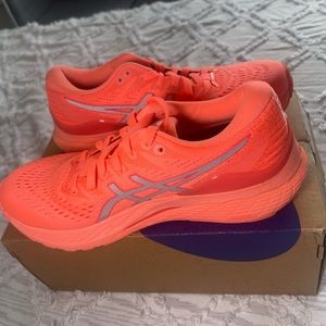 Asics Reflective Gel Kayano 28 Size 6 New